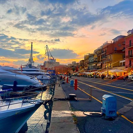 Casa Vacanza " La Rosa " Imperia Liguria Kültér fotó