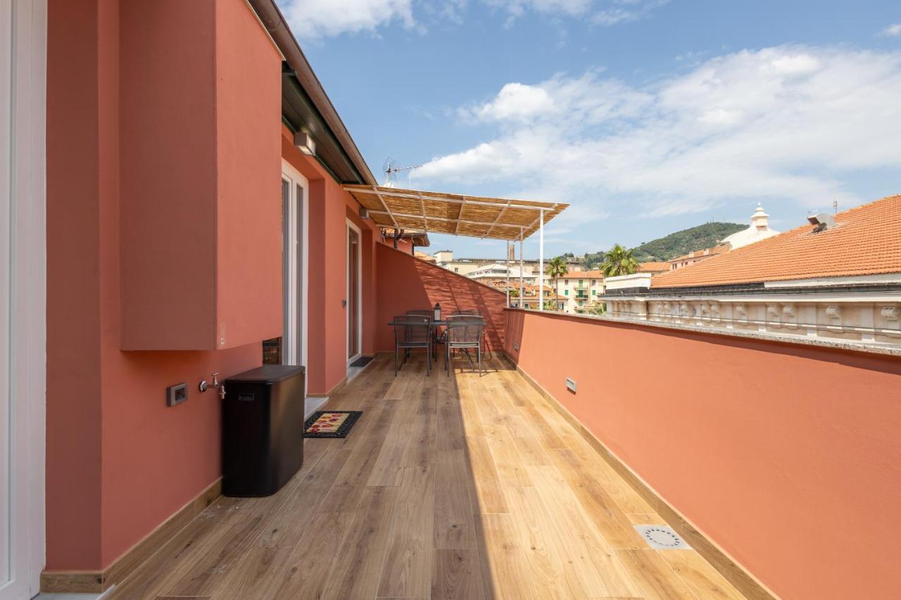 Casa Vacanza " La Rosa " Imperia Liguria Kültér fotó